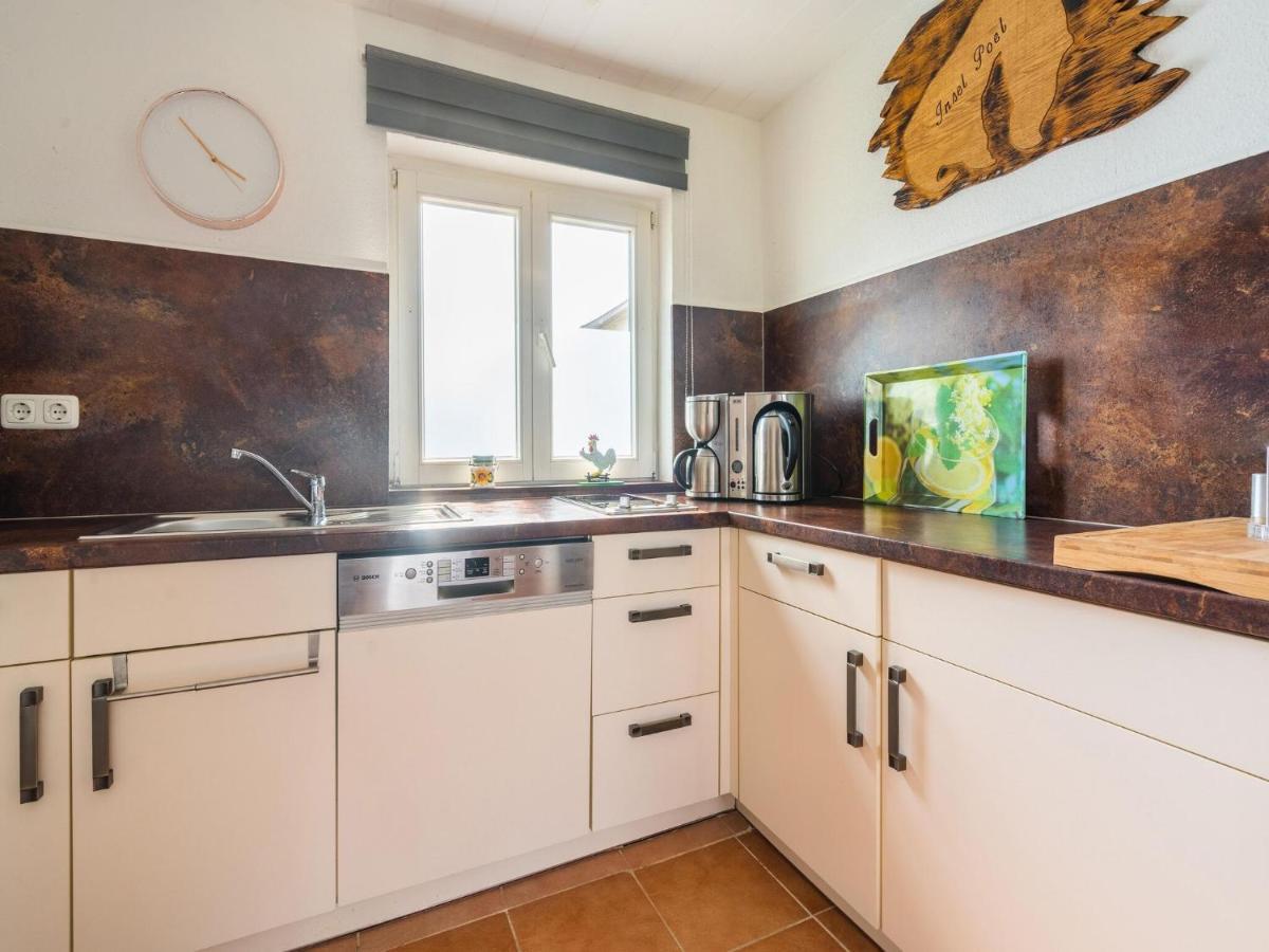 Beautiful Bungalow In Poel Near The Beach Fahrdorf  Exteriör bild