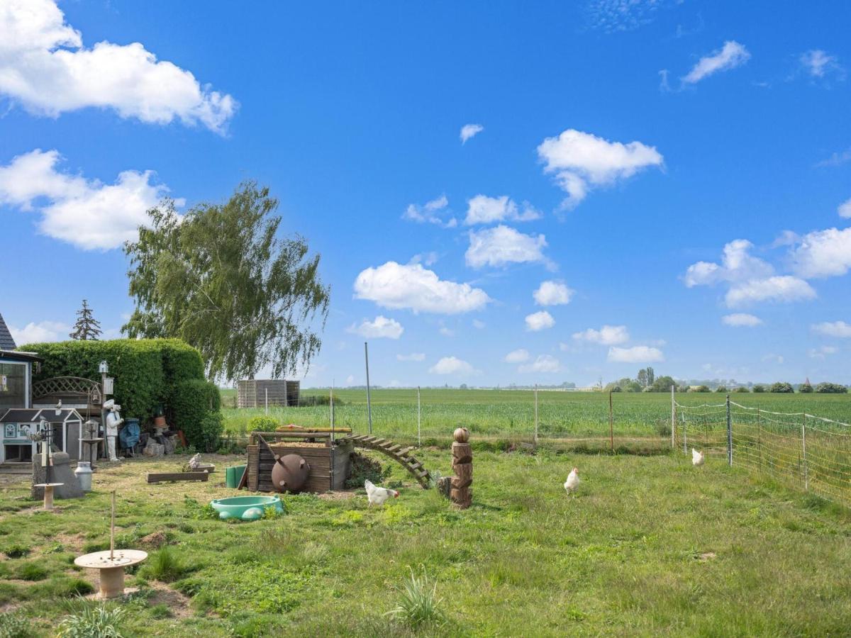 Beautiful Bungalow In Poel Near The Beach Fahrdorf  Exteriör bild