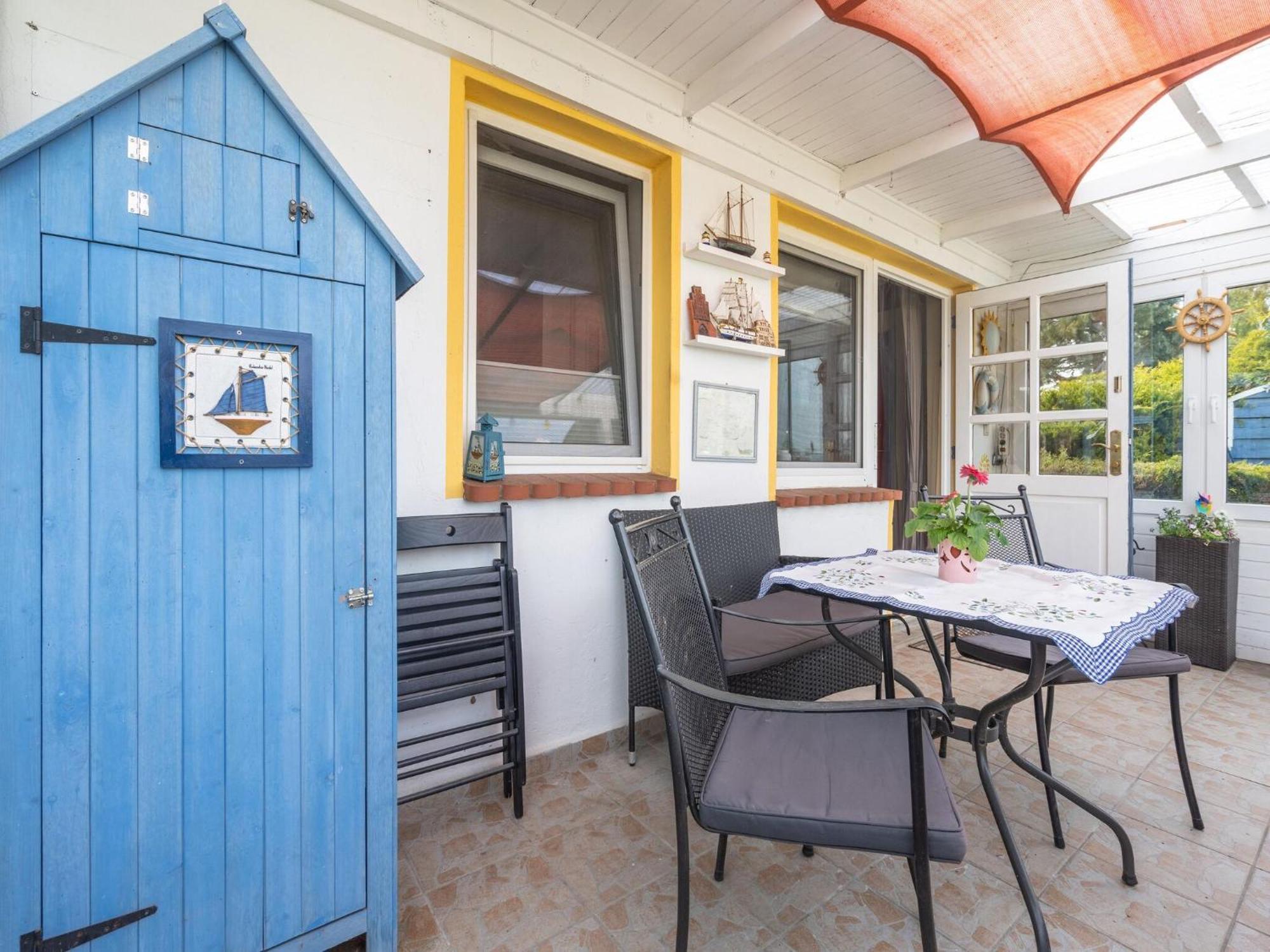 Beautiful Bungalow In Poel Near The Beach Fahrdorf  Exteriör bild
